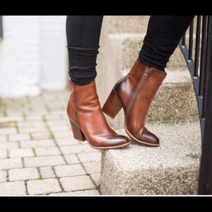 Kork-Ease boots